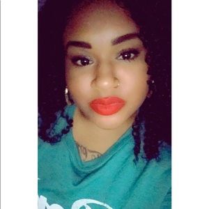 Meet your Posher, Chelc